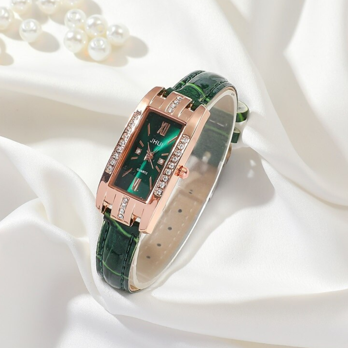 Esencia Esmeralda: Reloj de Elegancia Atemporal